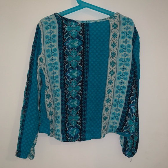 Blue shirt - Picture 2 of 2